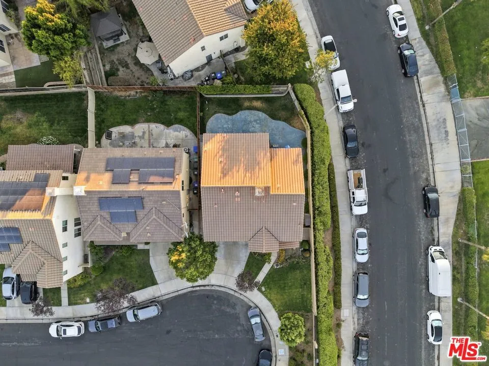 27259 Cloverhurst Place Canyon Country, CA 91387