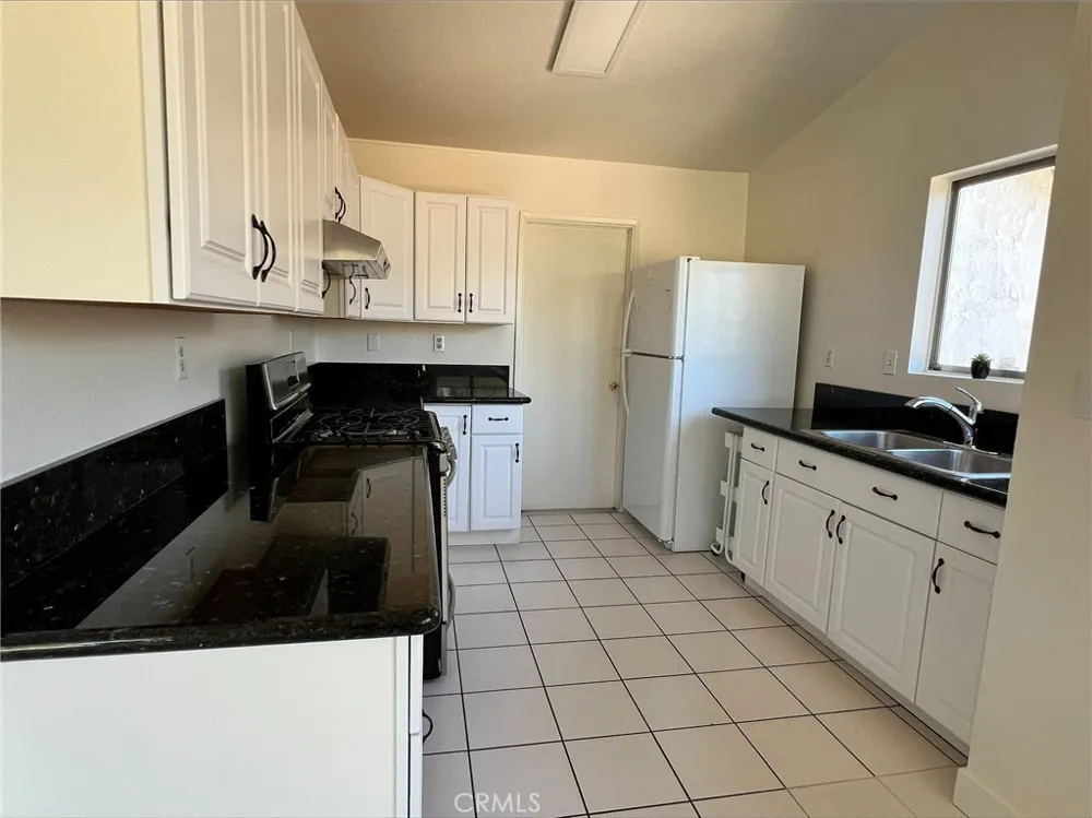 13746 Sunbright Moreno Valley, CA 92553