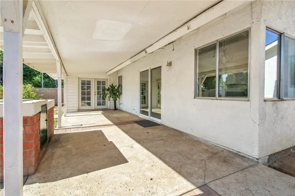 13746 Sunbright Moreno Valley, CA 92553