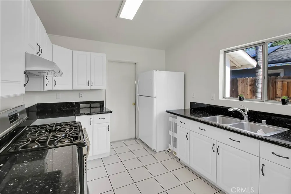 13746 Sunbright Moreno Valley, CA 92553