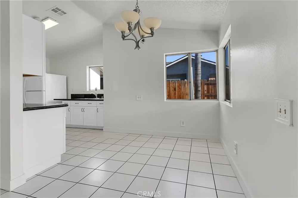 13746 Sunbright Moreno Valley, CA 92553