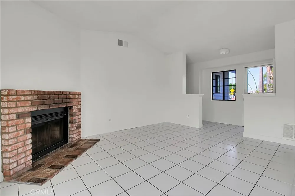 13746 Sunbright Moreno Valley, CA 92553