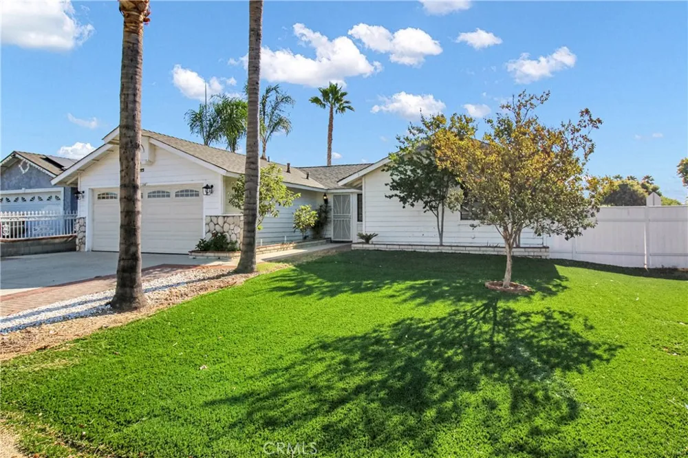 13746 Sunbright Moreno Valley, CA 92553