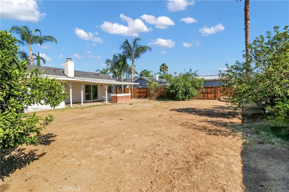 13746 Sunbright Moreno Valley, CA 92553