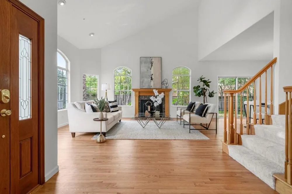 10396 S Stelling Road Cupertino, CA 95014