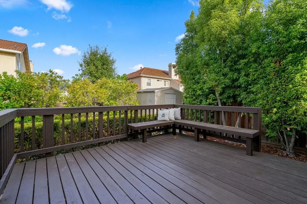 10396 S Stelling Road Cupertino, CA 95014