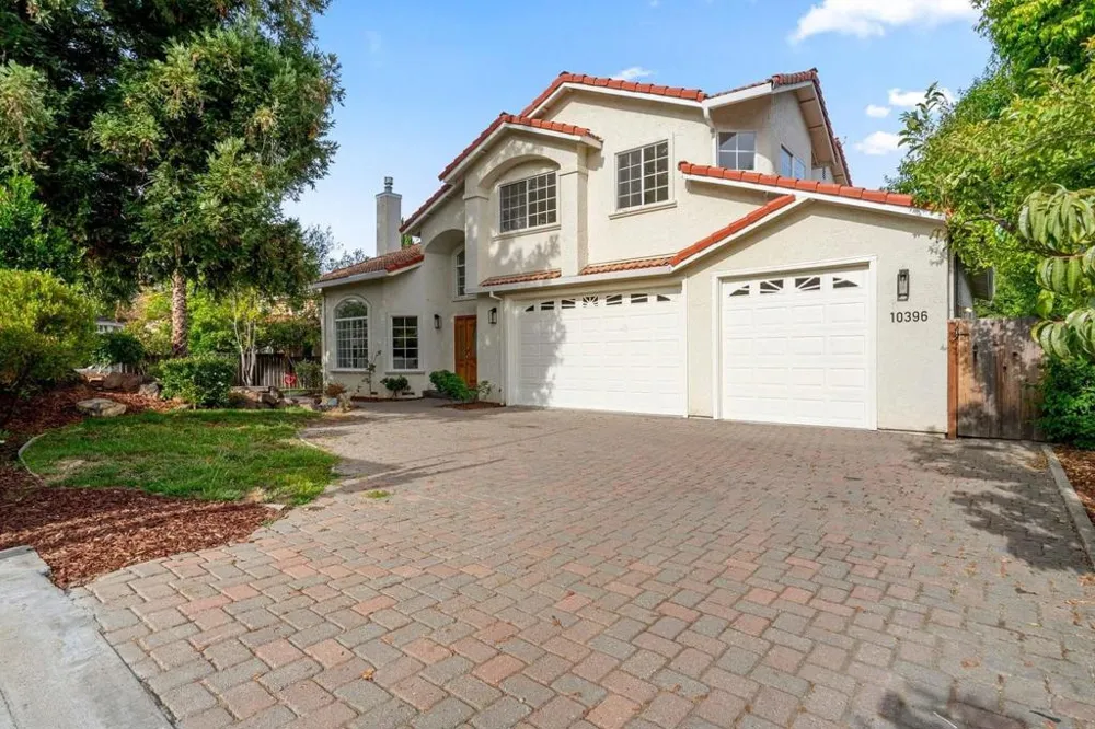 10396 S Stelling Road Cupertino, CA 95014