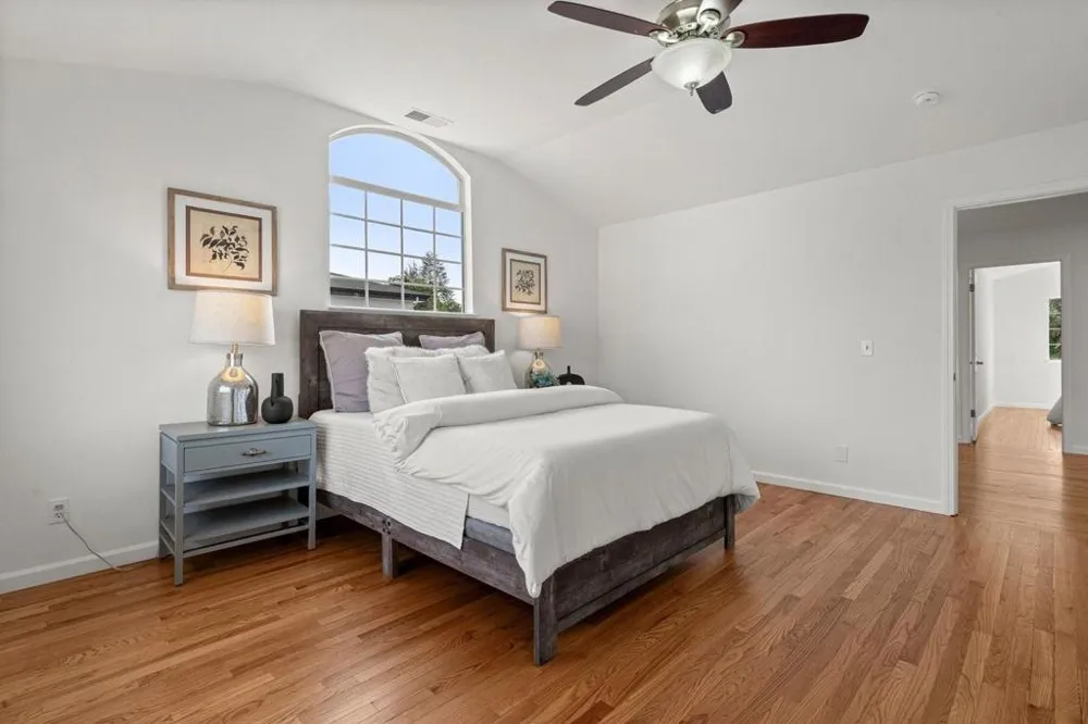 10396 S Stelling Road Cupertino, CA 95014