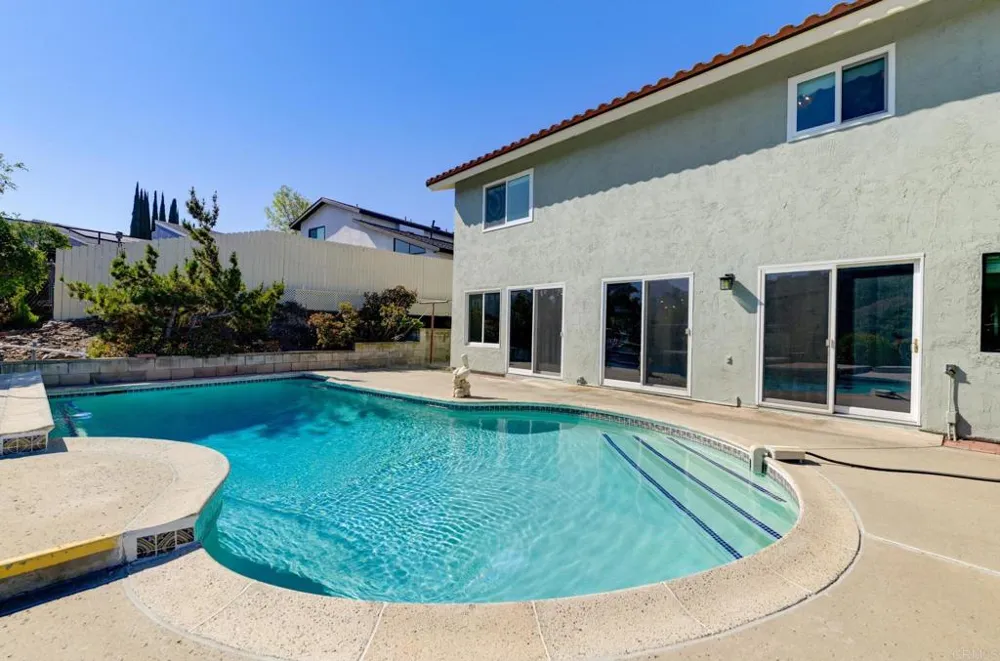 5964 Highplace Drive San Diego, CA 92120