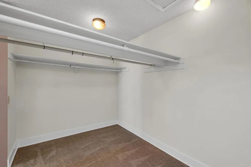 5964 Highplace Drive San Diego, CA 92120