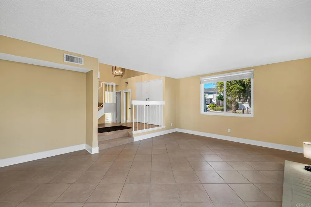 5964 Highplace Drive San Diego, CA 92120