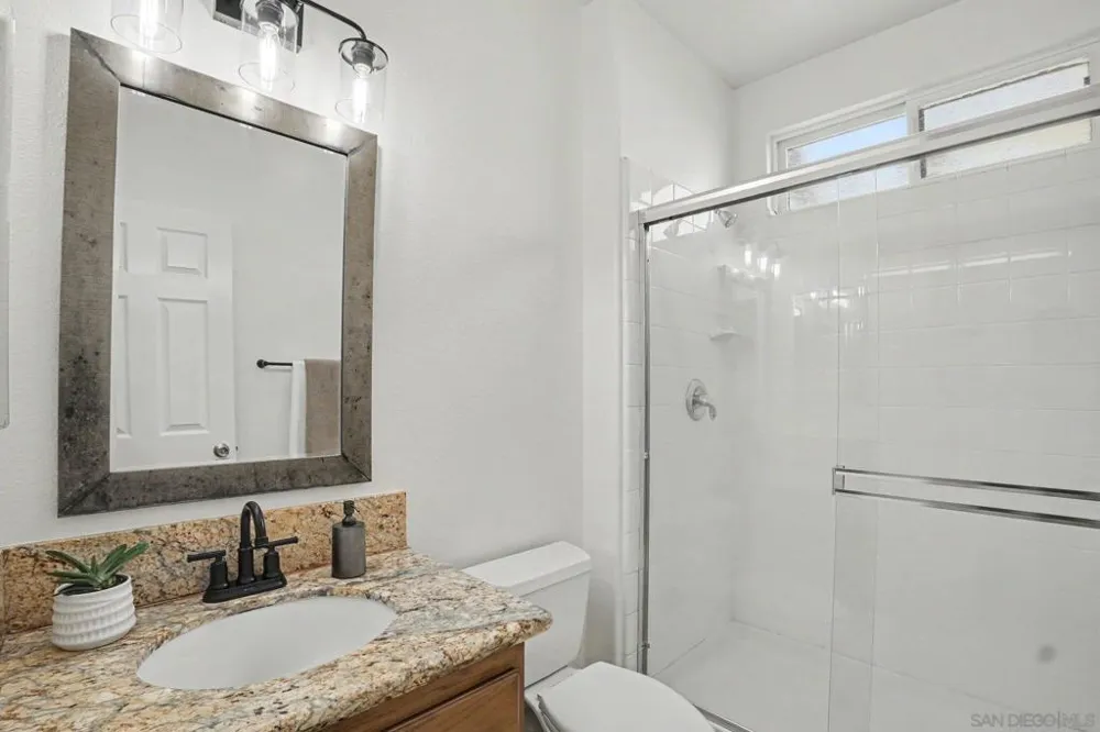 2369 Paseo los Gatos Chula Vista, CA 91914