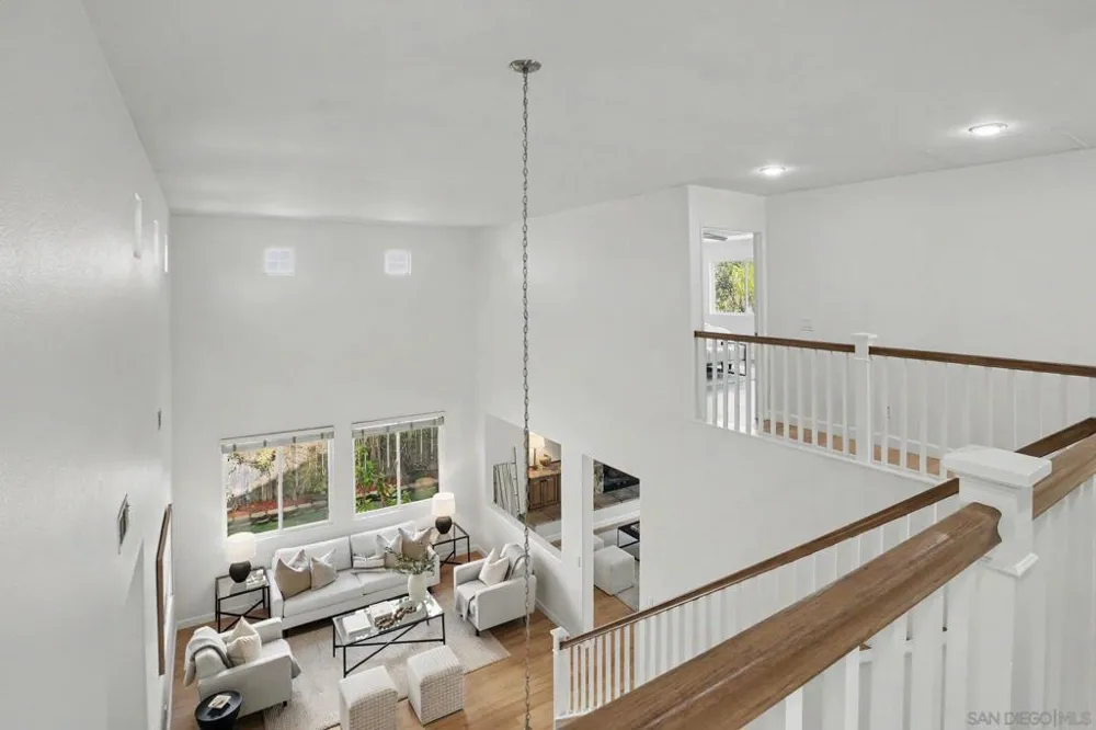 2369 Paseo los Gatos Chula Vista, CA 91914