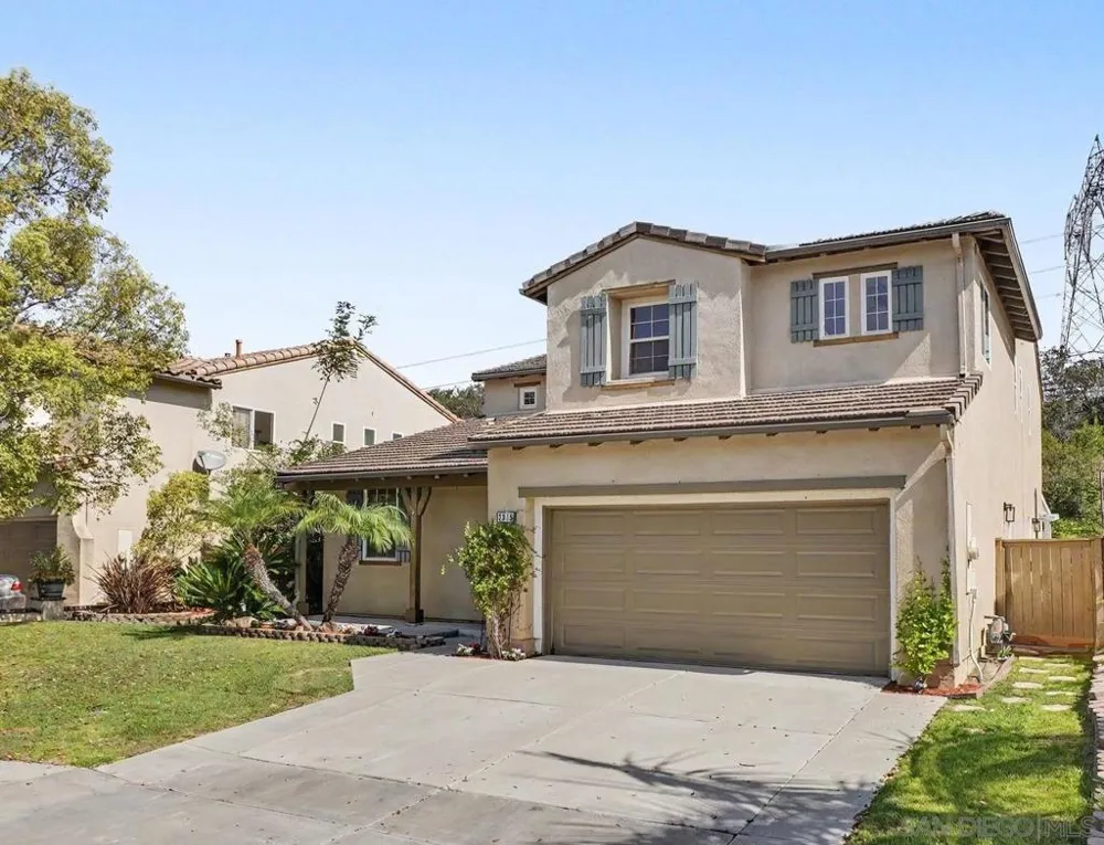 2369 Paseo los Gatos Chula Vista, CA 91914