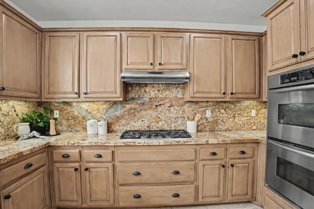 2369 Paseo los Gatos Chula Vista, CA 91914