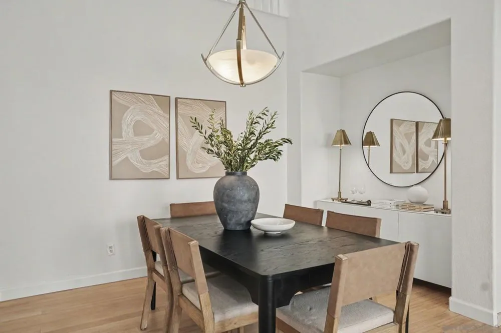 2369 Paseo los Gatos Chula Vista, CA 91914