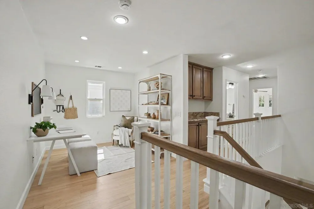 2369 Paseo los Gatos Chula Vista, CA 91914