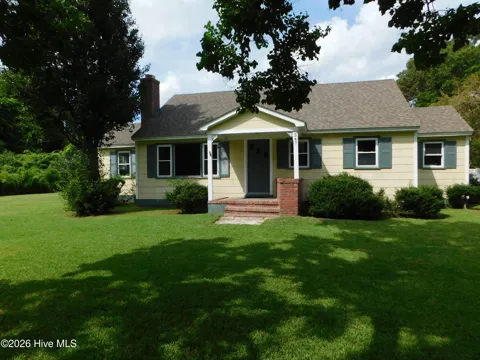 547 Pigott Road