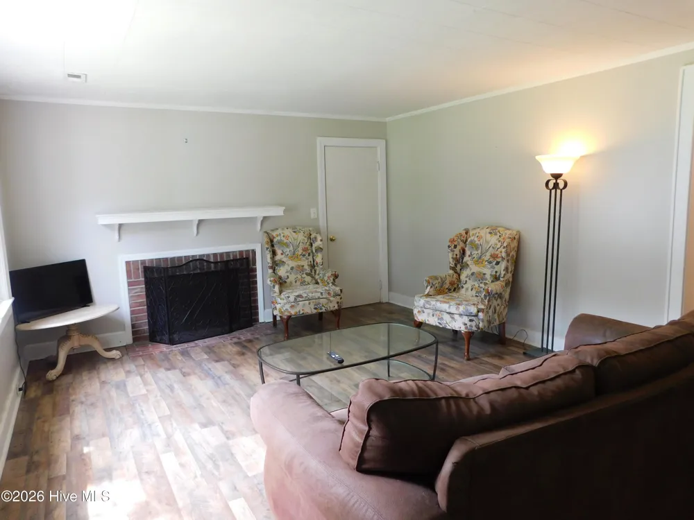 547 Pigott Road Gloucester, NC 28528