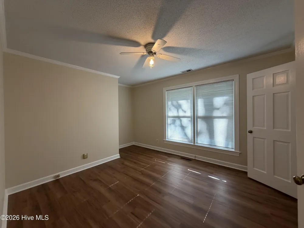 124 Rock Creek Drive S Jacksonville, NC 28540
