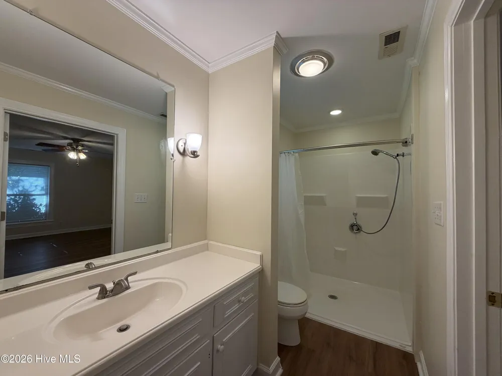 124 Rock Creek Drive S Jacksonville, NC 28540