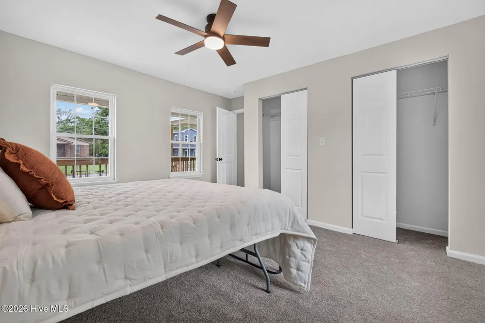 116 E Broad Street Elizabeth City, NC 27909
