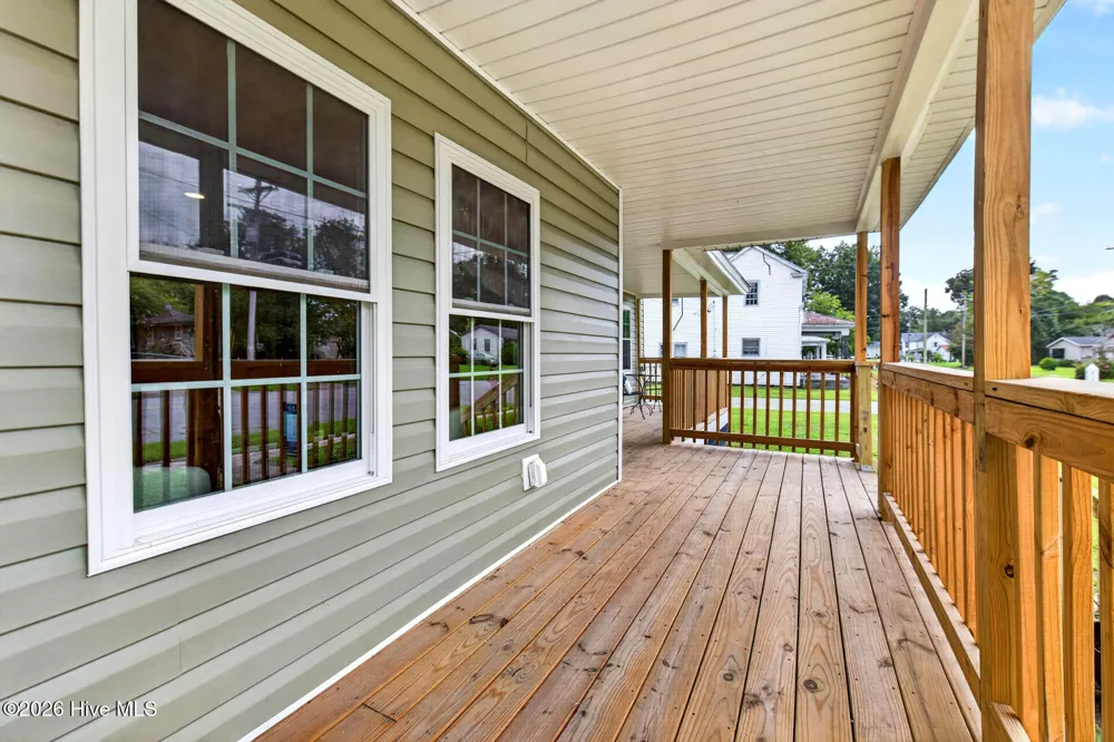 116 E Broad Street Elizabeth City, NC 27909