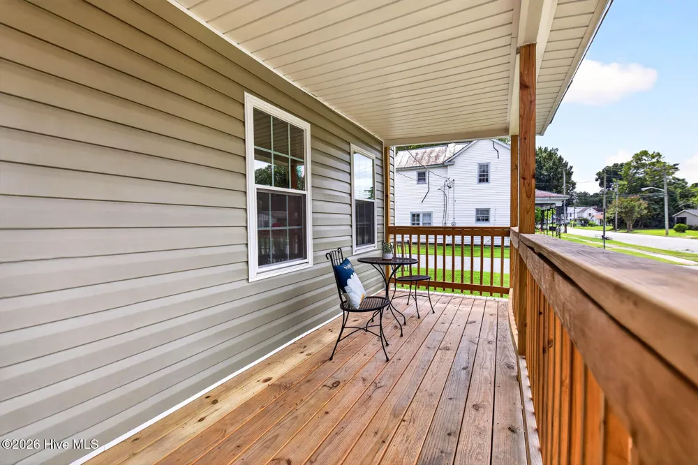 116 E Broad Street Elizabeth City, NC 27909