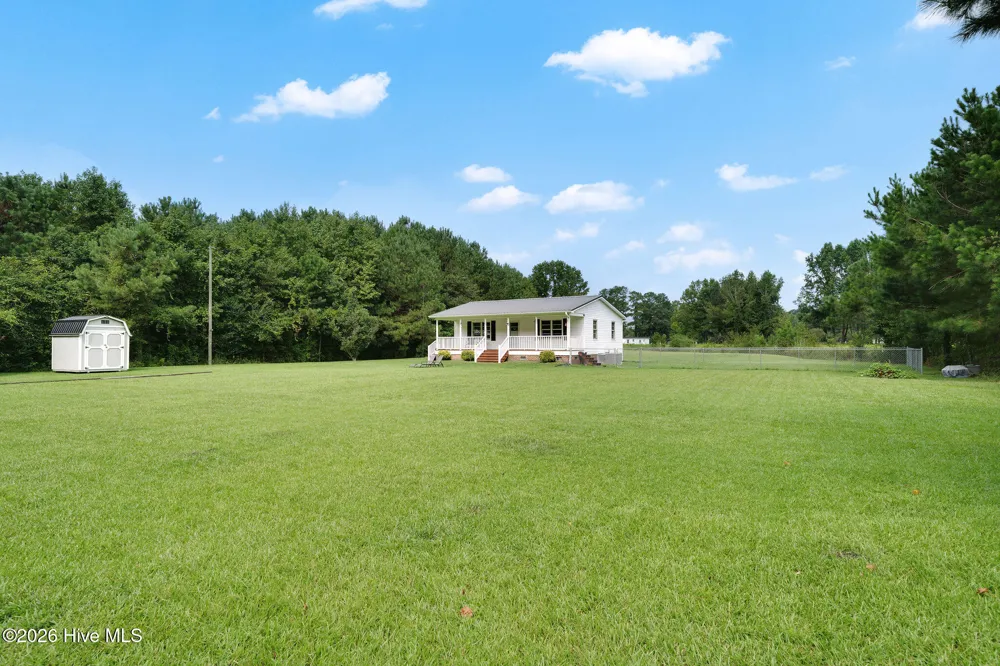 270 Bull Tail Road Wallace, NC 28466