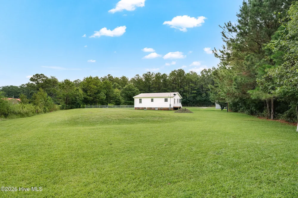 270 Bull Tail Road Wallace, NC 28466