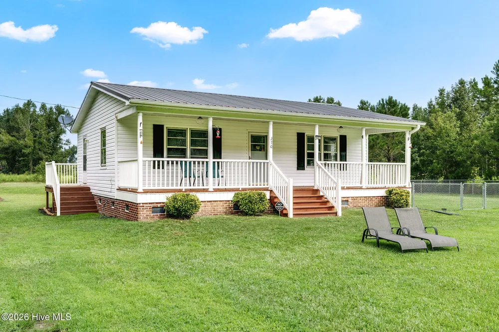 270 Bull Tail Road Wallace, NC 28466