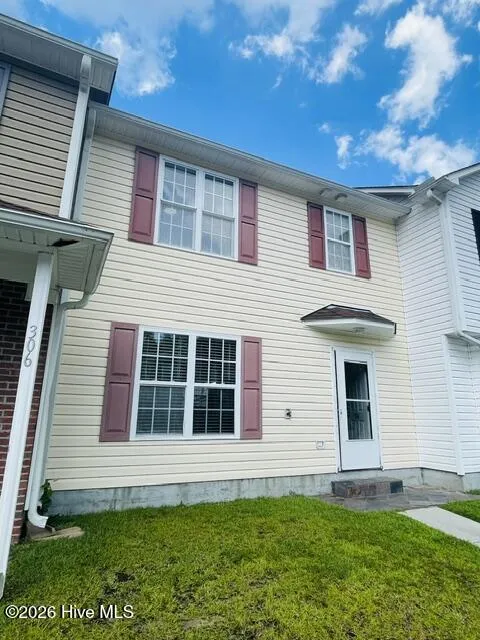 304 Comanche Trail Havelock, NC 28532