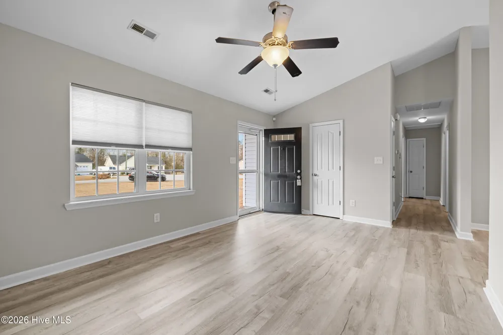 322 Reid Court Jacksonville, NC 28540