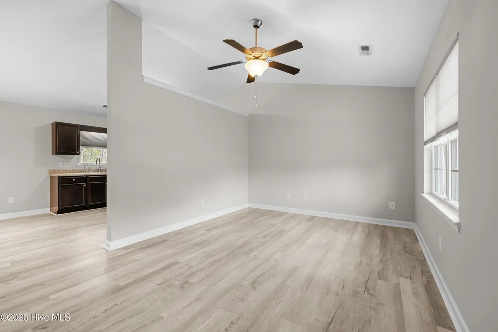 322 Reid Court Jacksonville, NC 28540