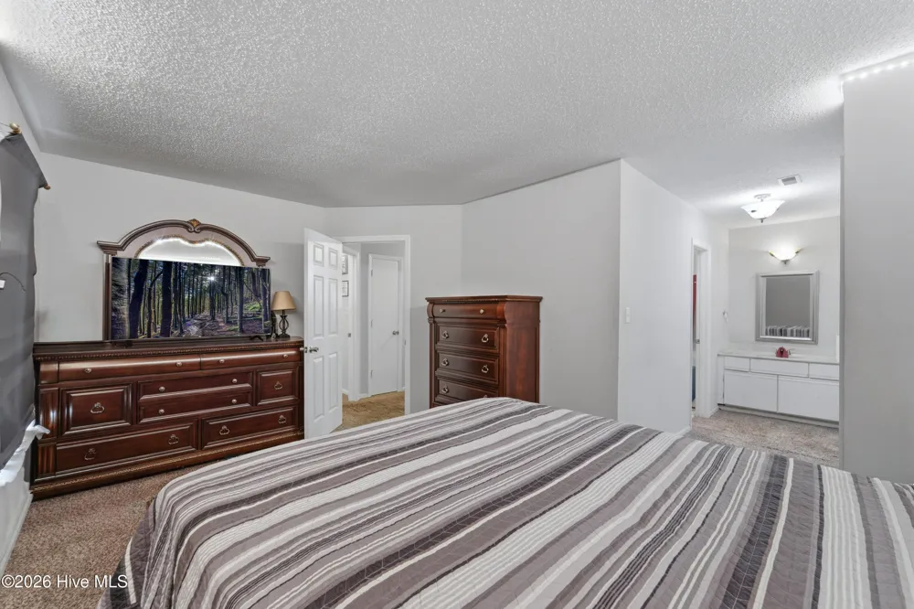 118 Hunting Green Drive Jacksonville, NC 28546