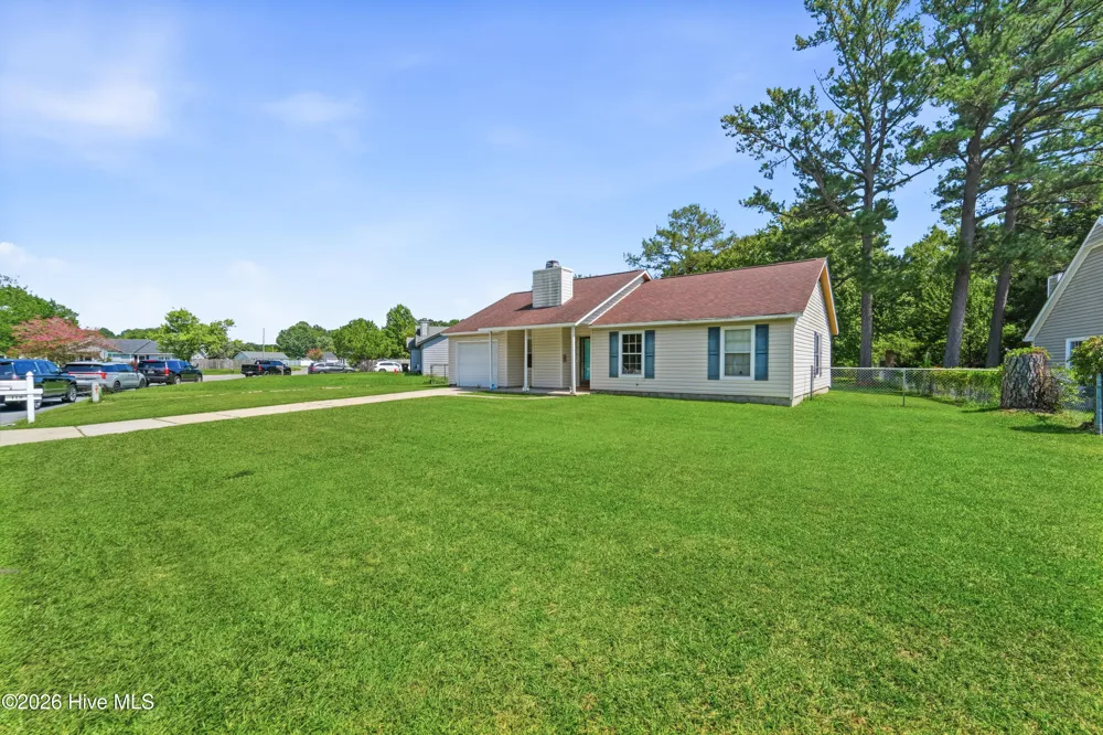 118 Hunting Green Drive Jacksonville, NC 28546