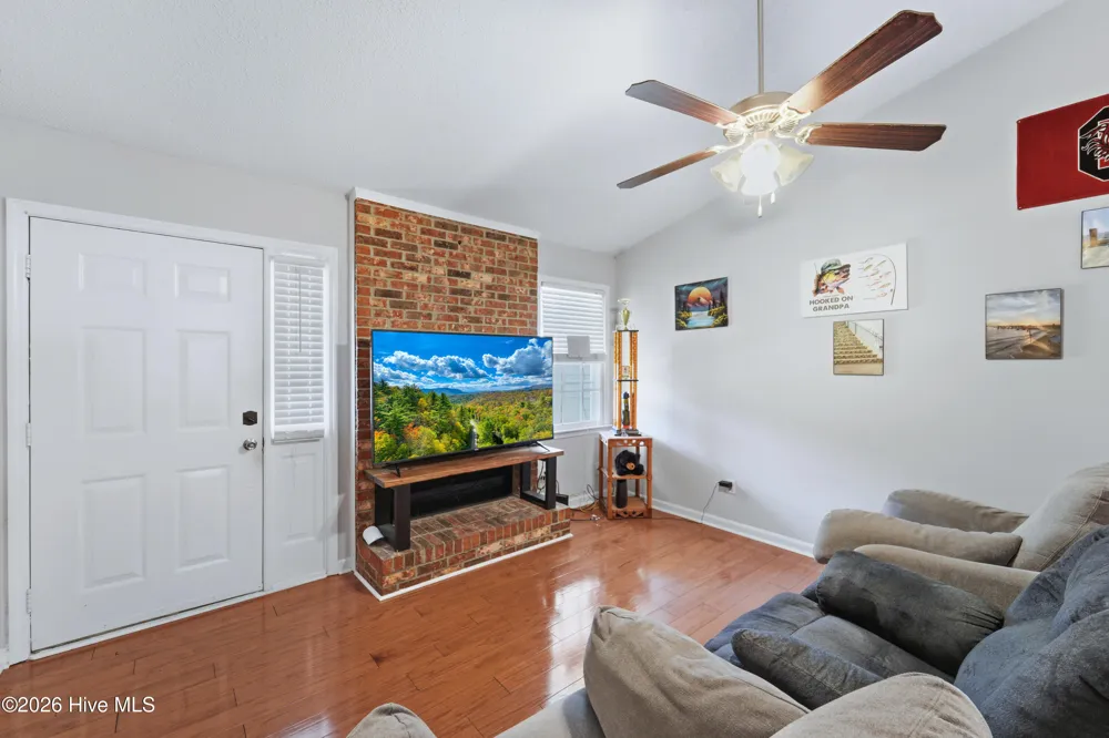 118 Hunting Green Drive Jacksonville, NC 28546