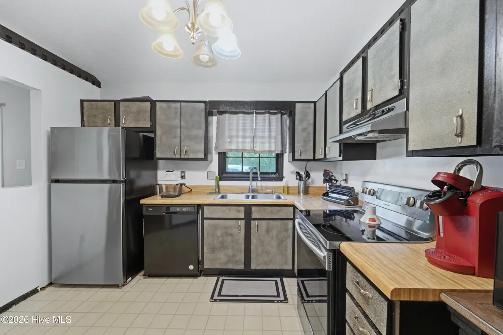 118 Hunting Green Drive Jacksonville, NC 28546
