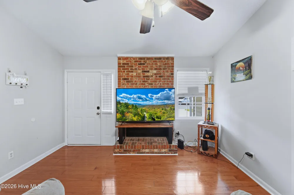 118 Hunting Green Drive Jacksonville, NC 28546
