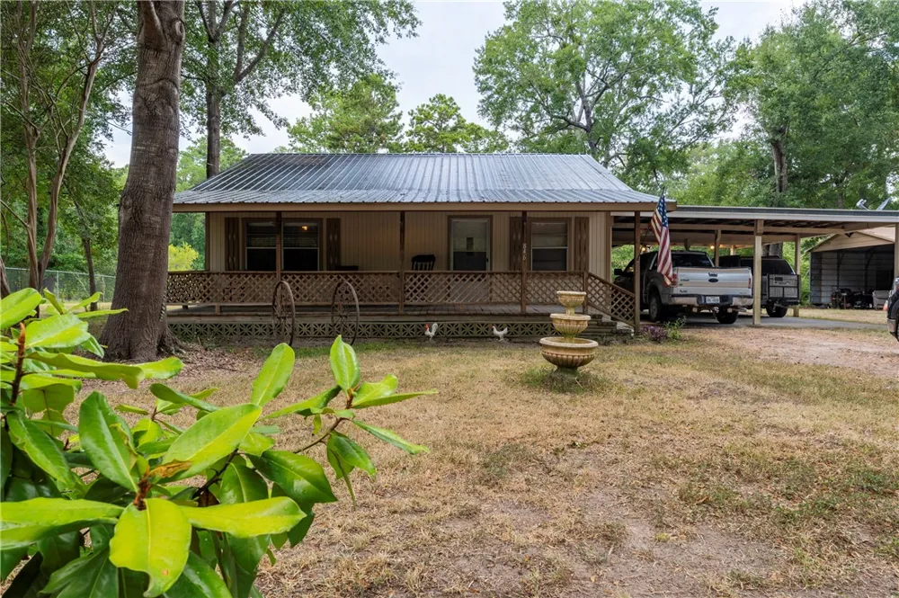 846 Bentwood Bend Livingston, TX 77351