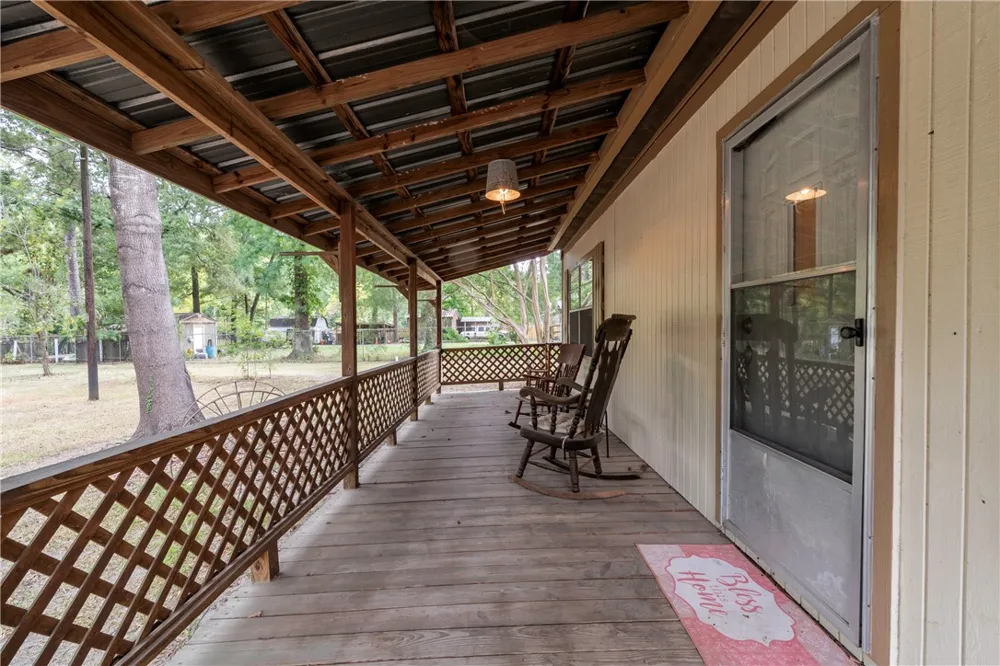 846 Bentwood Bend Livingston, TX 77351