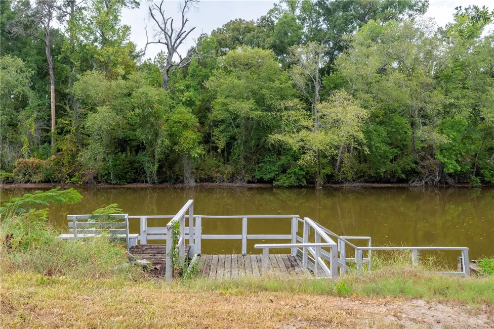 846 Bentwood Bend Livingston, TX 77351