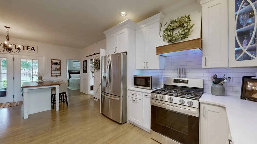 1205 WOODVALE DRIVE Mount Juliet, TN 37122