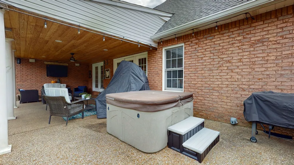 1205 WOODVALE DRIVE Mount Juliet, TN 37122