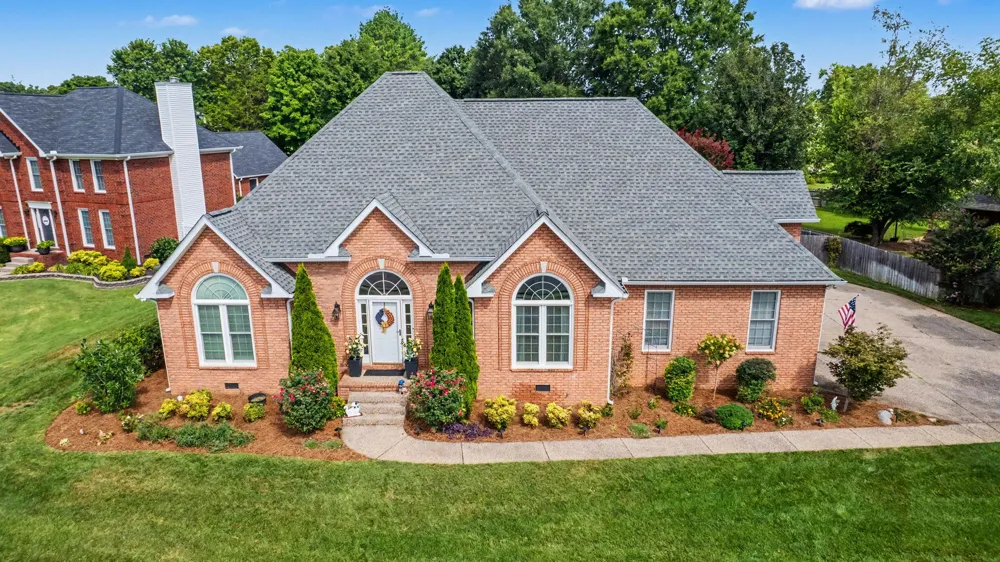 1205 WOODVALE DRIVE Mount Juliet, TN 37122