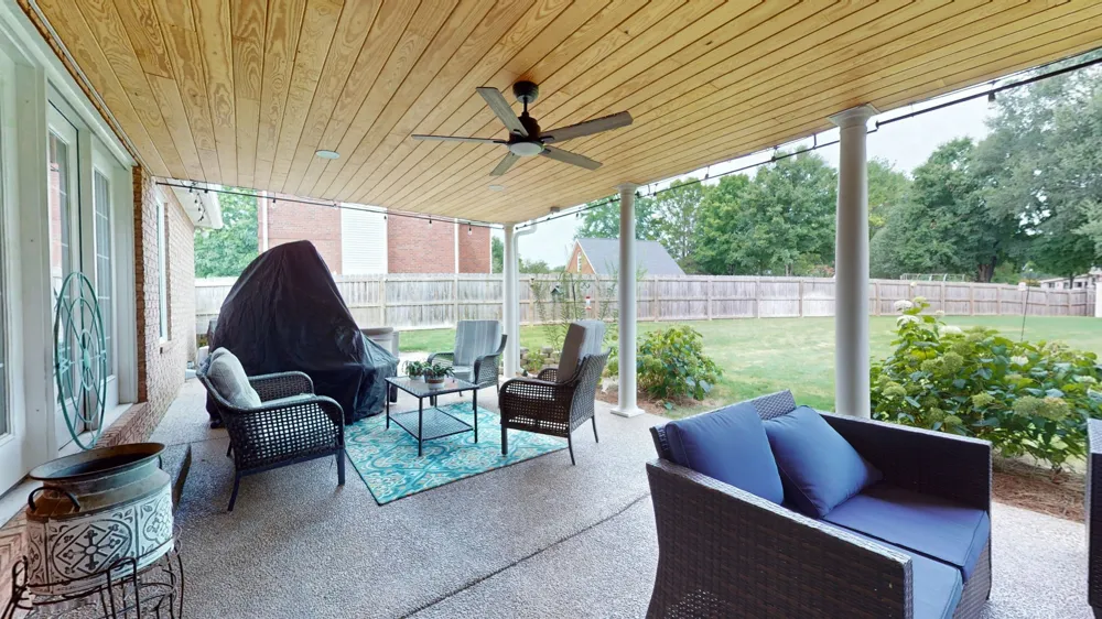 1205 WOODVALE DRIVE Mount Juliet, TN 37122