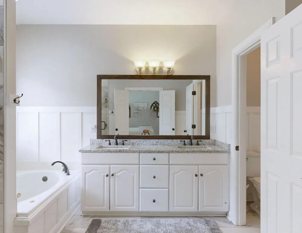 1205 WOODVALE DRIVE Mount Juliet, TN 37122