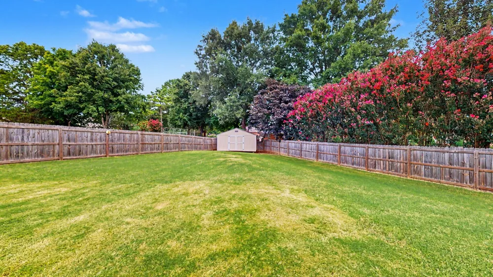 1205 WOODVALE DRIVE Mount Juliet, TN 37122