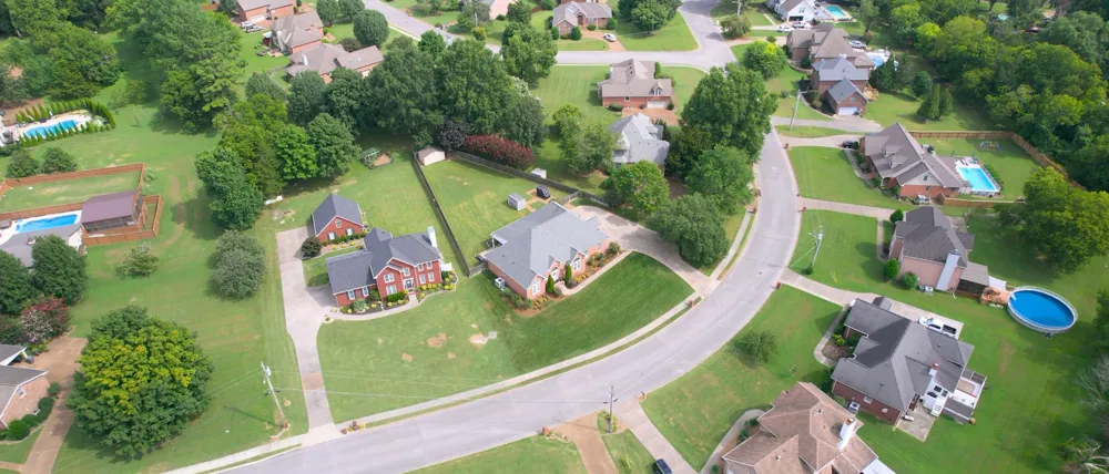 1205 WOODVALE DRIVE Mount Juliet, TN 37122
