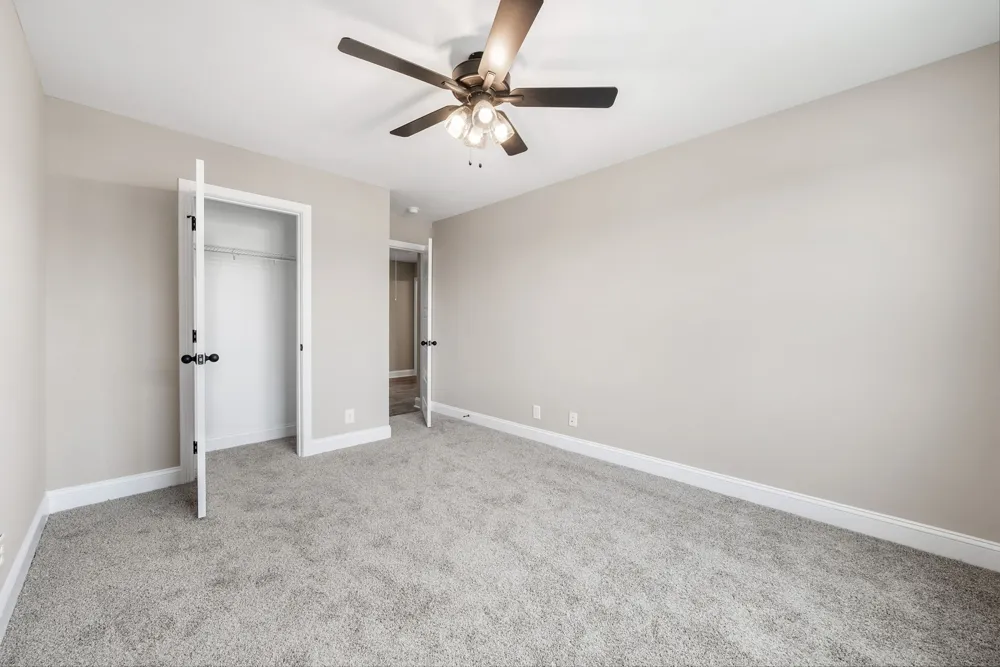363 Cardinal Creek Clarksville, TN 37040